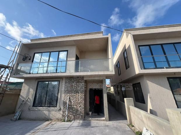 4bdrm House in Ab Richie Properties, Spintex for sale · Photo 2