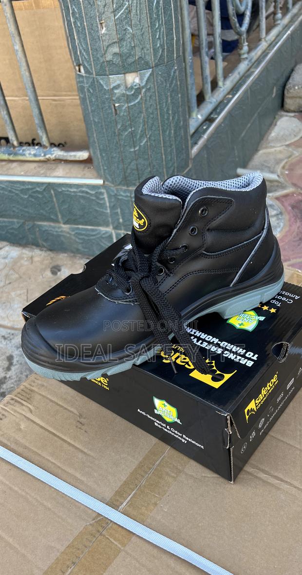 Safetoe Safety Boot photo 2