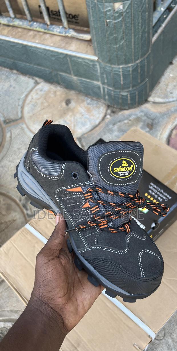 Safetoe Low-cut Safety Shoe