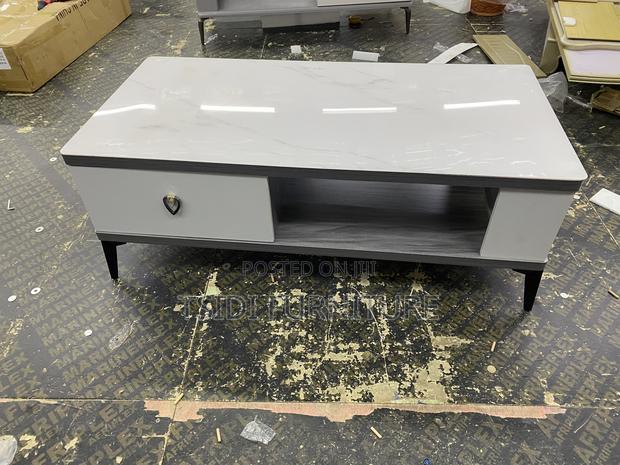 Center Table K19-120 · Photo 3