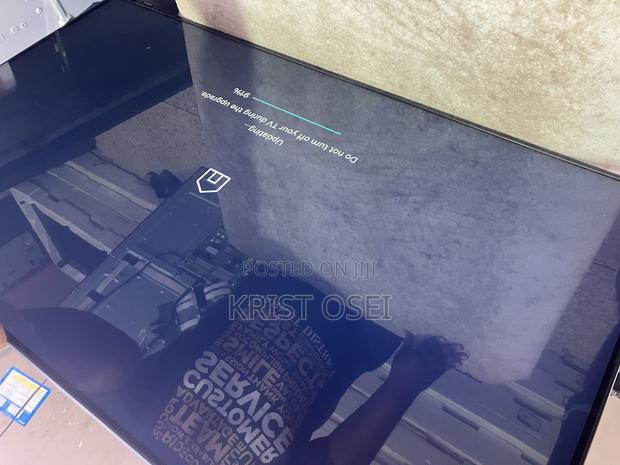 Samsung 65” 2022 Model · Photo 4