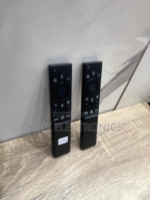 Samsung Solar One Remote Eco-Friendly and Smart · Photo 2