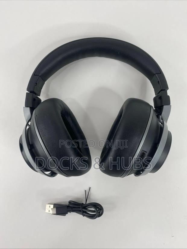 Turtle Beach Stealth Pro Wireless Gaming Headset Noise-Cancelling