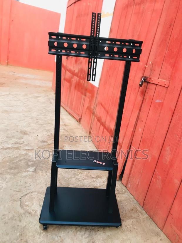 Professional Mobile Tv Stand With Dual Shelves · Photo 2