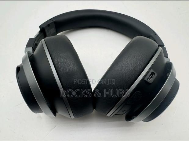 Turtle Beach Stealth Pro Wireless Gaming Headset Noise-Cancelling photo 3