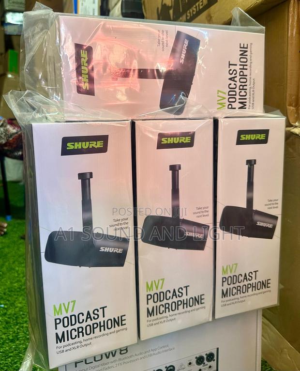 Shure Mv7 Dynamic Dual XLR/USB Podcasting Microphone, Black [4pcs] · Photo 3
