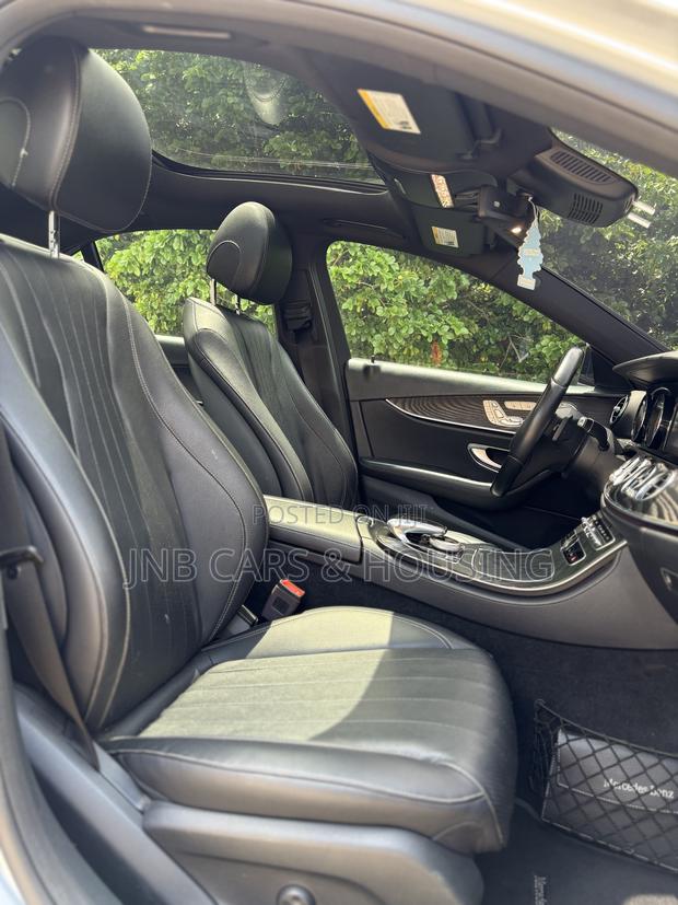 Mercedes-Benz E300 2018 Silver