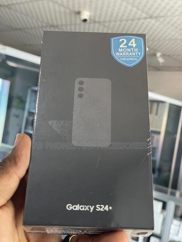 New Samsung Galaxy S24 Plus 256 GB Black · Photo 3