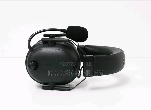 Razer Blackshark V2 Hyperspeed - Wireless Esports Headset photo 2