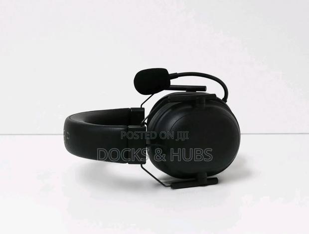 Razer Blackshark V2 Hyperspeed - Wireless Esports Headset photo 4