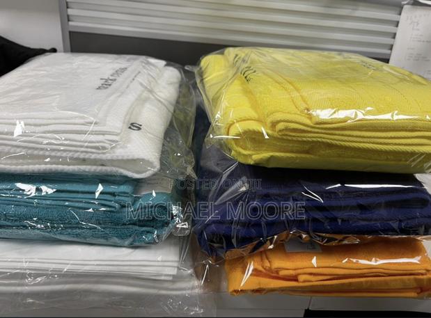Quality Large Towels (Blue, Grey Beige) · Photo 4