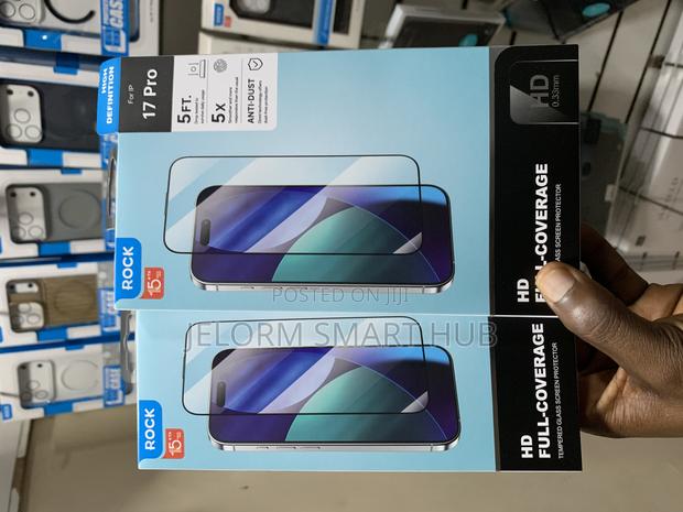 iPhone 17 | 17 Pro Screen Protector · Photo 4