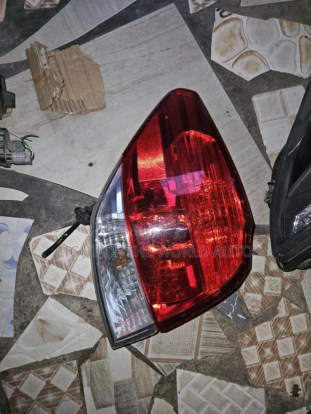 Subaru Legacy 2015 Taillights
