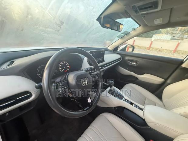 Honda HR-V Sport AWD CVT 2023 White photo 5