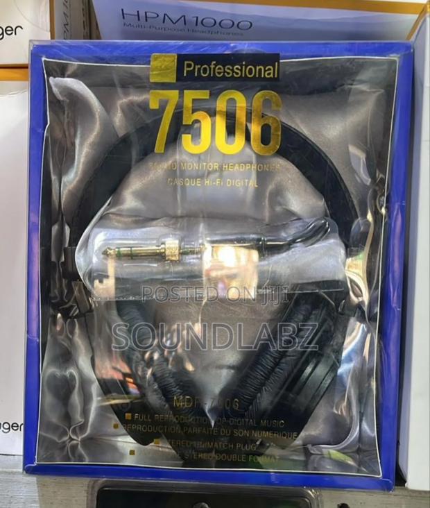 Sony MDR-7506 Professional Headphone · Photo 2