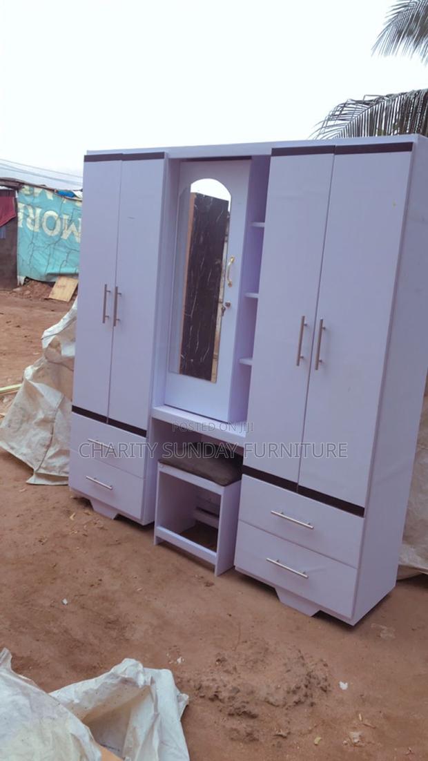 Premium 6/5ft Wardrobe/Dresser · Photo 3