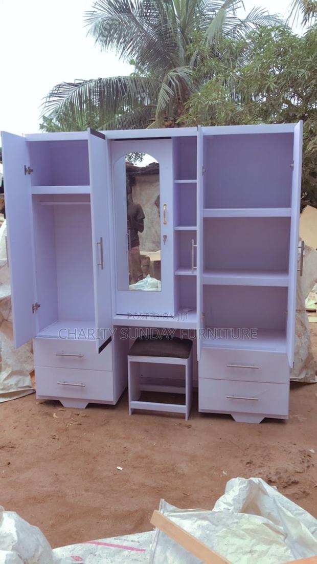 Premium 6/5ft Wardrobe/Dresser · Photo 4