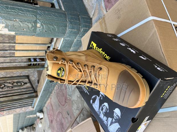 Safetoe Safety Boot photo 3