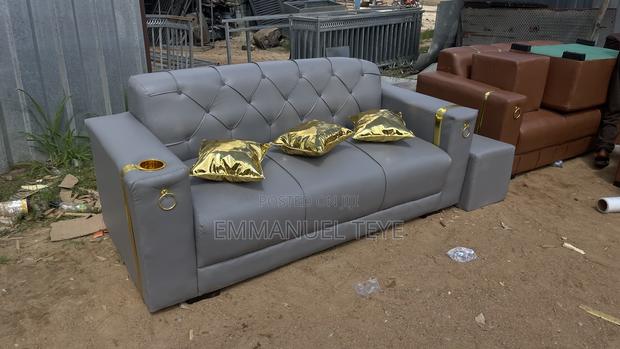 Ash Leather Sofa With Golden Pilos · Photo 3