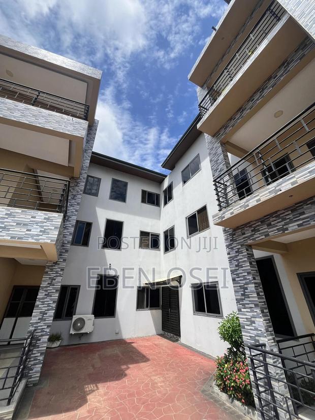 2bdrm Apartment in Dansoman for rent · Photo 2