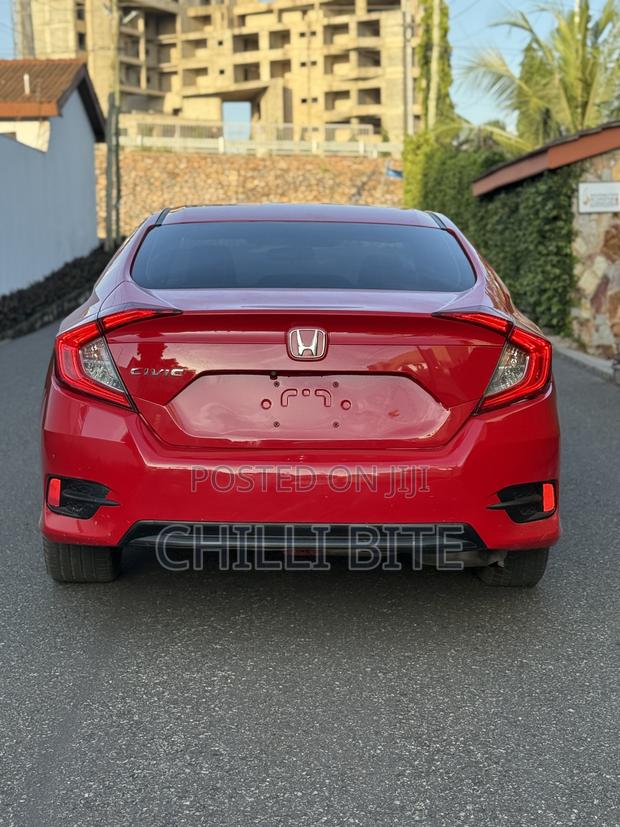 Honda Civic EX Sedan 2019 Red photo 11