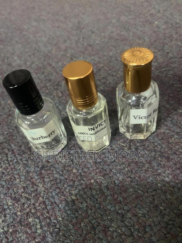 Perfume Oil · Photo 3