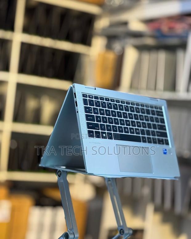 Laptop HP EliteBook 830 G8 16GB Intel Core I5 SSD 512GB