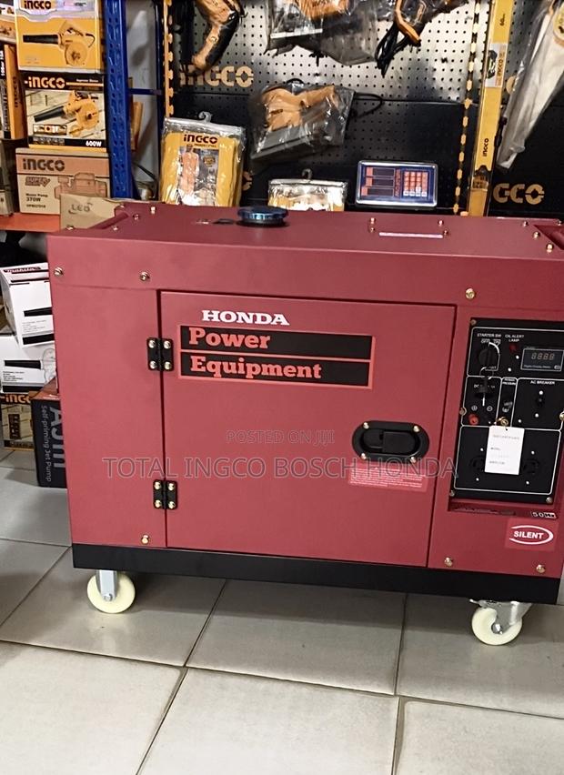 Generator Honda Well Equipped Desiel Machine