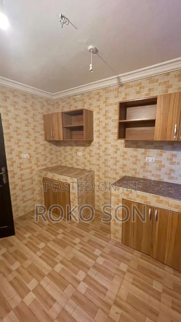 3bdrm Apartment in Dr Roko, Frafraha for rent · Photo 4