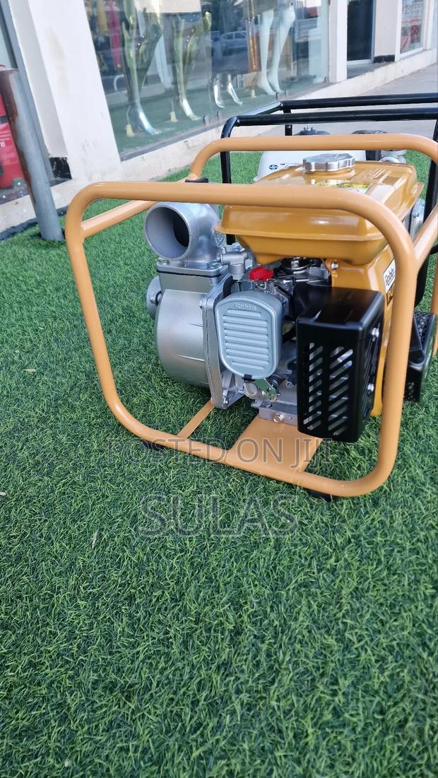 Robin Petrol Water Pump photo 3