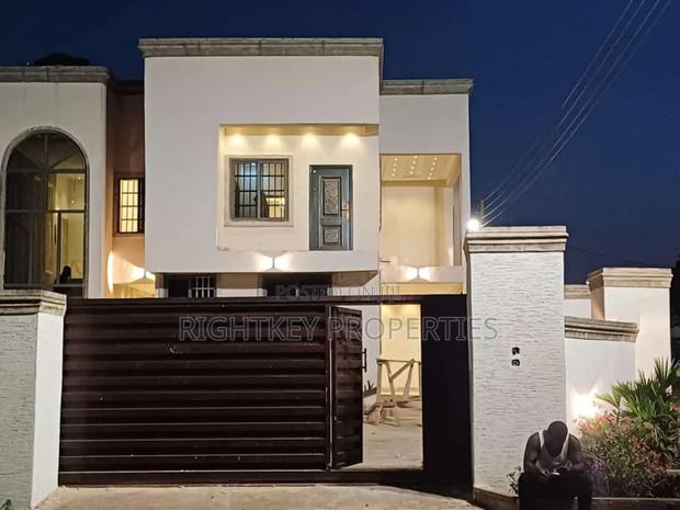 6bdrm Duplex in Bokankye, Kumasi Metropolitan for sale · Photo 2