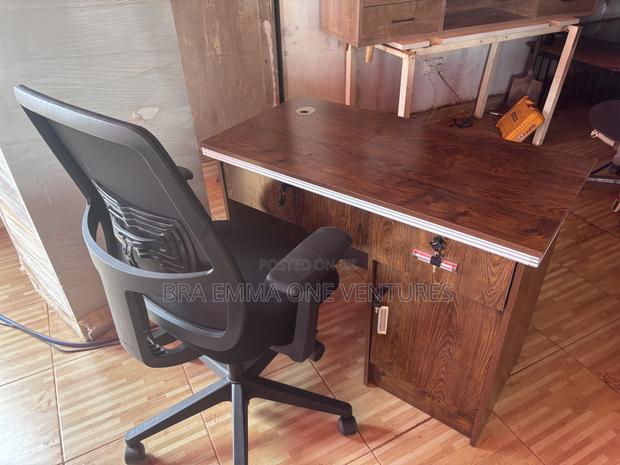 1m Office Table With Drawers And Uk Used Chair · Photo 3