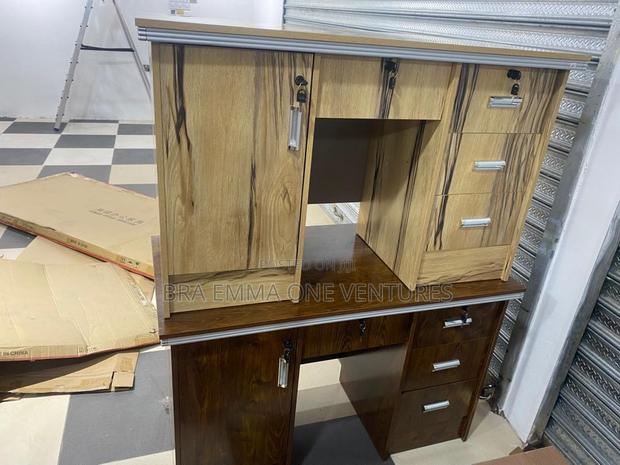 Executive Office Desk 1.2m · Photo 3