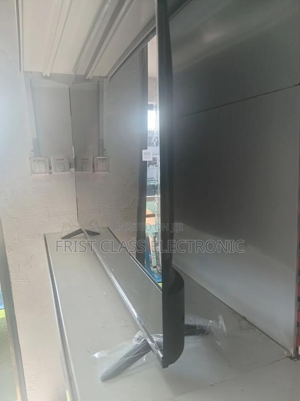 Superb TCL Digital Tv · Photo 4