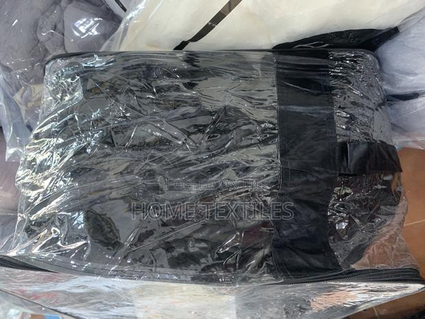 7 Pieces Black Duvets Set for Home Specs and Guest House Room Service · Photo 2