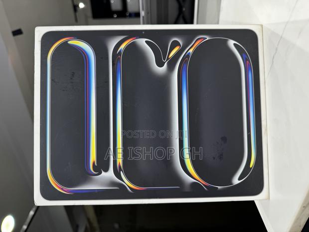 New Apple iPad Pro 13 (2024) 512 GB Gray photo 2