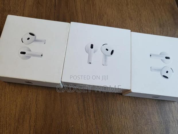 Apple Airpods 4 photo 2