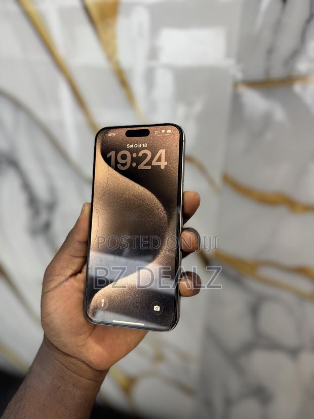 Apple iPhone 15 Pro Max 512 GB Silver photo 2