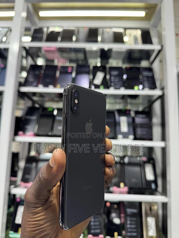 Apple iPhone X 256 GB Black photo 2