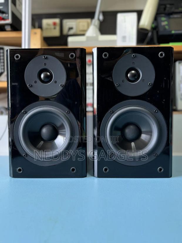 Yamaha Nx-E800 Piano Craft 2-Way Speakers photo 2