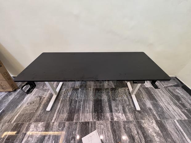 160x70 Electric Height Adjustable Desk – Memory, Cup Headset Holder photo 2