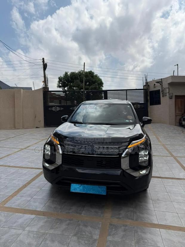 Mitsubishi Outlander Sport SE 2023 Black