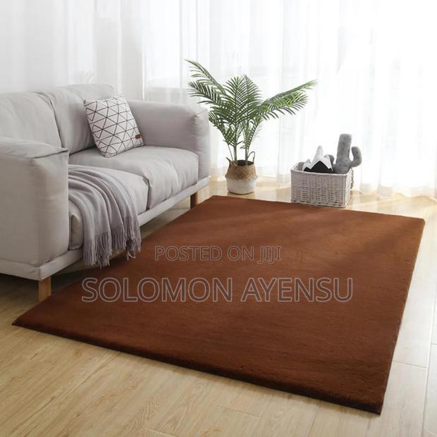Quality Rabbit Hair Smooth Center Carpet Available in Different Sizes photo 3