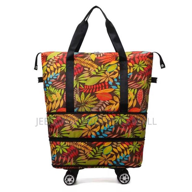 Waterproof Traveling Bag With Wheels