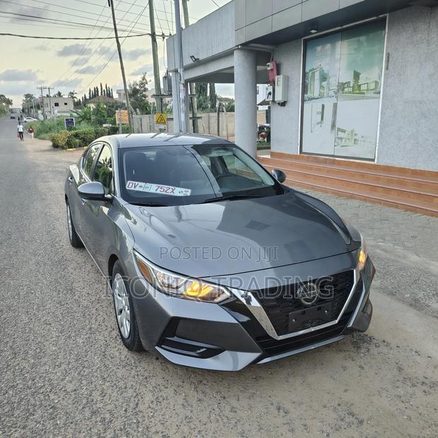 Nissan Sentra SV 2020 Gray