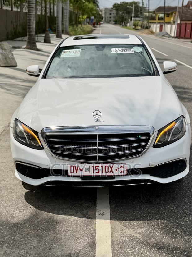 Mercedes-Benz E300 4Matic AWD Sedan (2.0L 4cyl 9A) 2017 White
