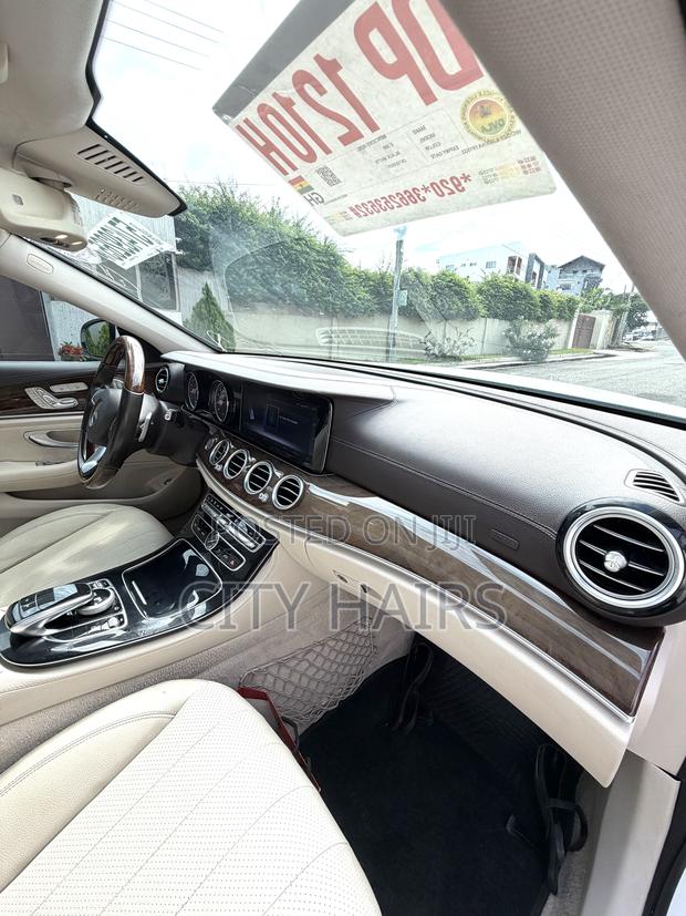 Mercedes-Benz E300 4Matic AWD Sedan (2.0L 4cyl 9A) 2017 White