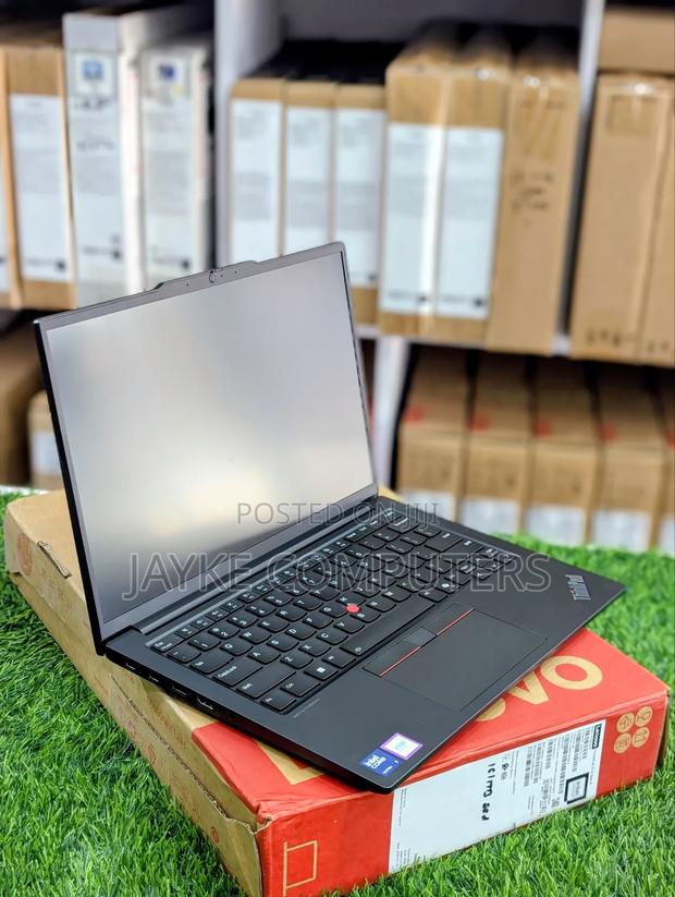 New Laptop Lenovo ThinkPad E14 Gen 6 16GB Intel Core Ultra 7 SSD 1T photo 3