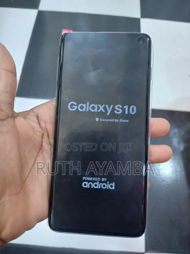 Samsung Galaxy S10 128 GB Black · Photo 4