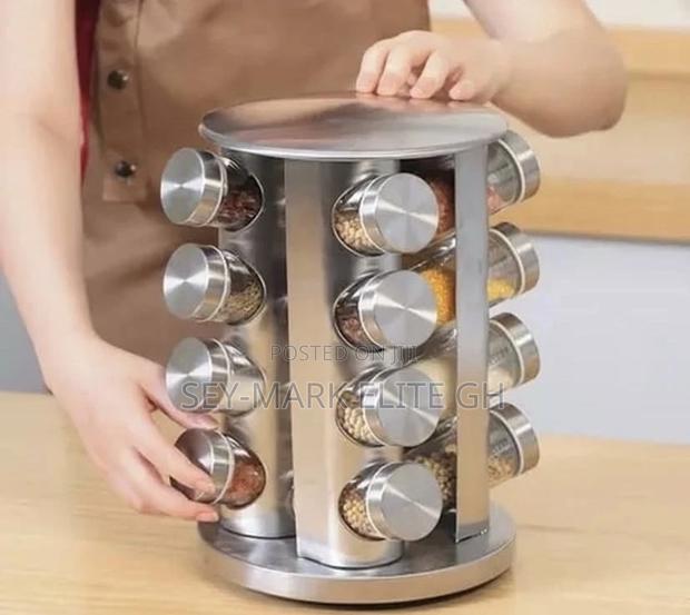 16pcs Rotation Spice Rack · Photo 4